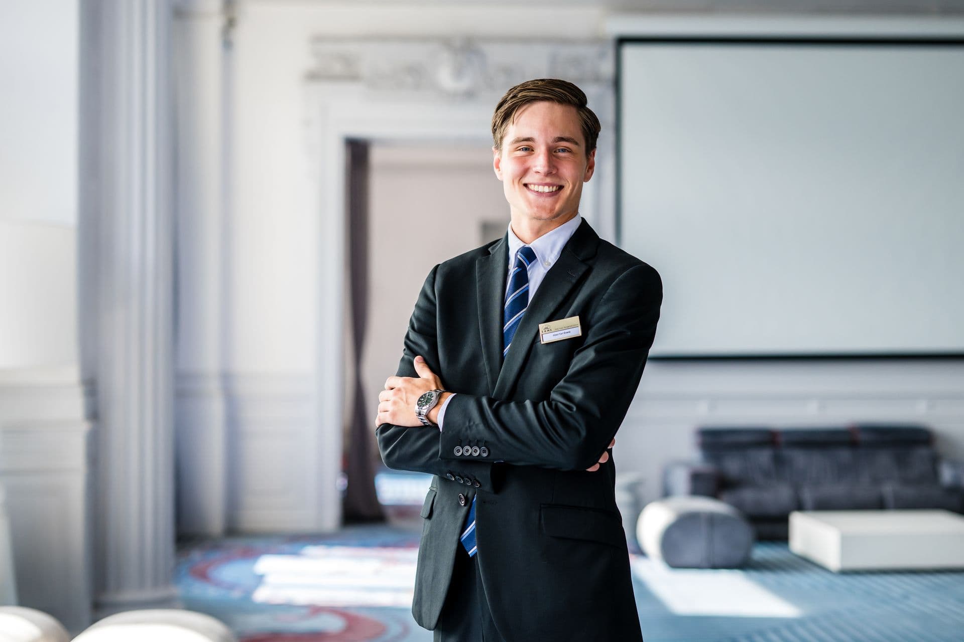 Postgraduate Diploma to Master in Advanced Studies in Business with 3 Majors